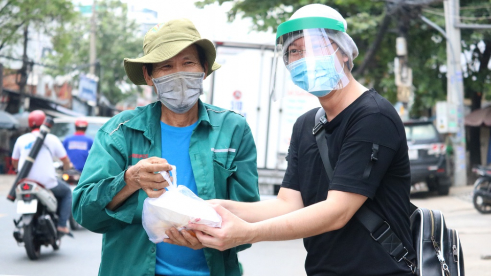 Văn hóa và Du lịch: Tình người trong đại dịch