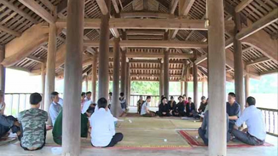 Văn hóa và Du lịch: Tránh nắng bên nếp nhà sàn Cao Lan