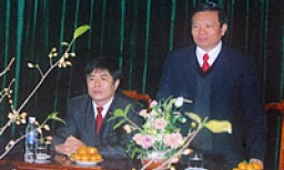 Tôn vinh gia đình tiêu biểu trong phong trào “Toàn dân đoàn kết xây dựng đời sống văn hóa” tỉnh Bắc Ninh (giai đoạn 2002-2006)