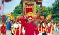 Trẩy hội Đền Đô