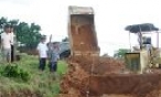 Đê Yên Phong vượt qua thử thách ban đầu 