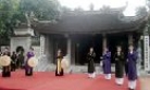 Người đẹp Quảng Đông giao lưu tại Đền Đô