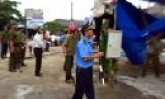 Ban ATGT xã Đồng Nguyên giải tỏa 121 trường hợp vi phạm hành lang ATGT