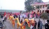 Hội làng gắn bó tình quê