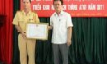 Tiên Du: Sơ kết 4 năm thực hiện Nghị quyết 32/CP và triển khai kế hoạch tháng ATGT năm 2011