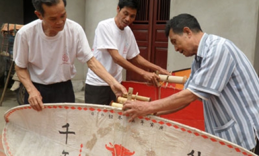 Về An Bình chơi thả diều 