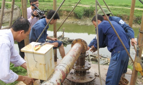 UBND tỉnh đánh giá kết quả việc đảm bảo cấp nước mùa hè 2012