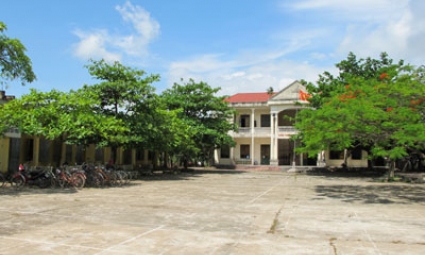 Số phận ngôi trường trên đỉnh núi