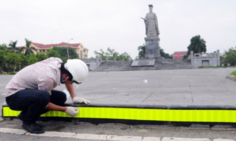 Lắp đặt hệ thống tín hiệu cảnh báo giao thông