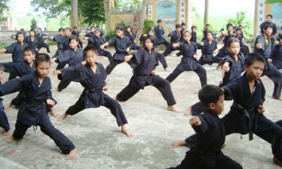 Nhộn nhịp khóa học nghệ thuật, thể thao ngày hè