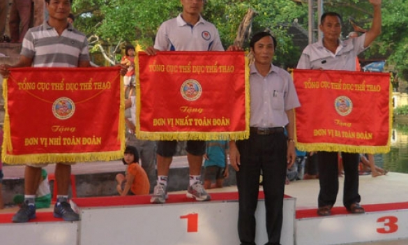 Bế mạc giải Vật dân tộc Trẻ và Thiếu niên toàn quốc năm 2012