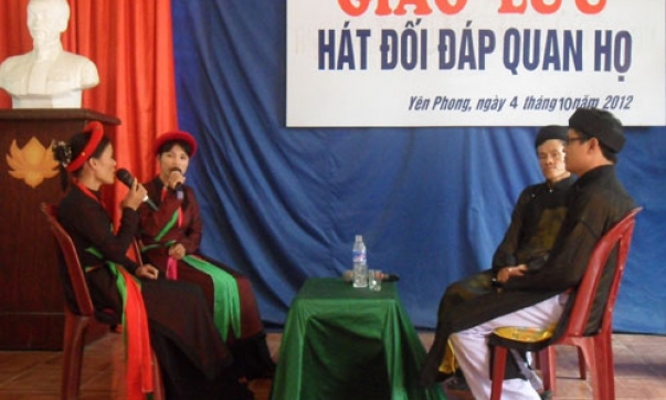 Yên Phong: Giao lưu hát đối đáp Quan họ năm 2012 