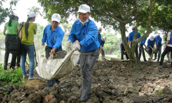 Xây dựng báo cáo đánh giá môi trường chiến lược phục vụ phát triển kinh tế-xã hội
