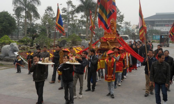 Trao nhận ngai thờ, bài vị Trạng nguyên Nguyễn Giản Thanh