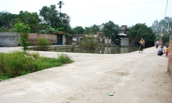 Phong trào “hiến đất trả chậm” ở Mao Yên