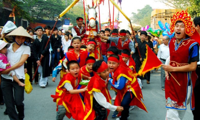 Hội làng Quan họ 