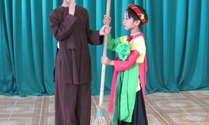 Đất chèo   rộn rã vào xuân