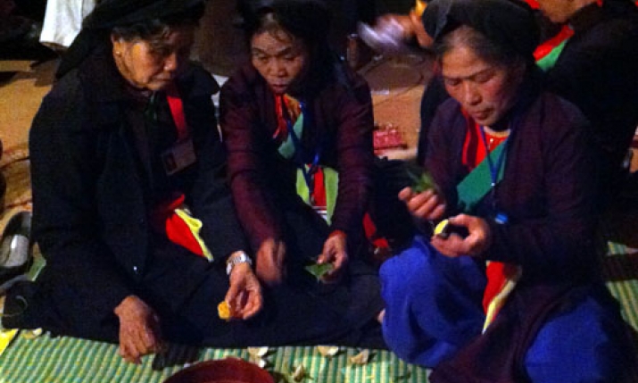 Dùng dằng Quan họ