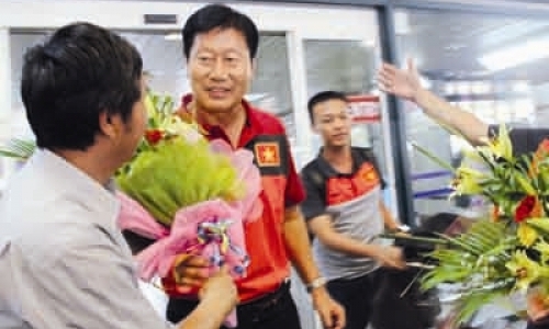 Bóng đá nữ giành thắng lợi, VFF hứa đầu tư