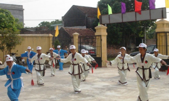 Đẩy mạnh sự nghiệp phát triển thể dục thể thao