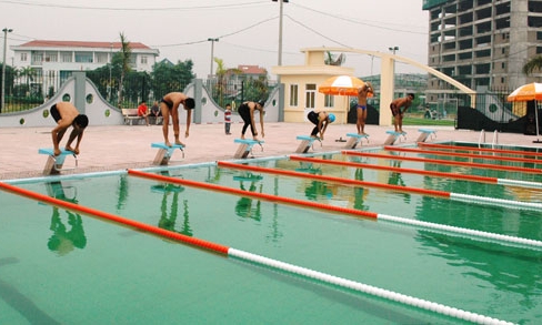 Khai trương bể bơi Nhà văn hóa thiếu nhi tỉnh