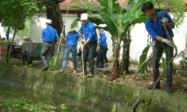 Yên Phong xử lý rác thải nông thôn