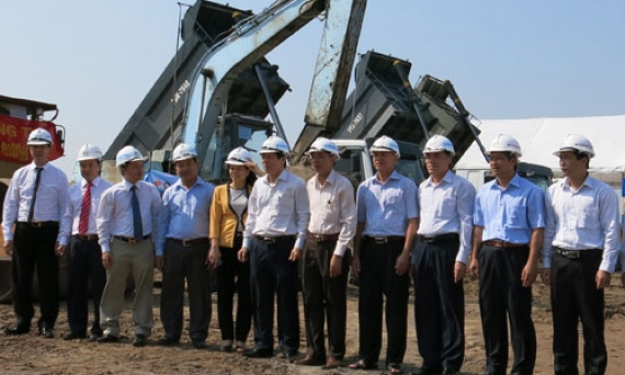 Lễ ra quân thi công gói thầu số 2 thuộc dự án cầu vượt sông Đuống
