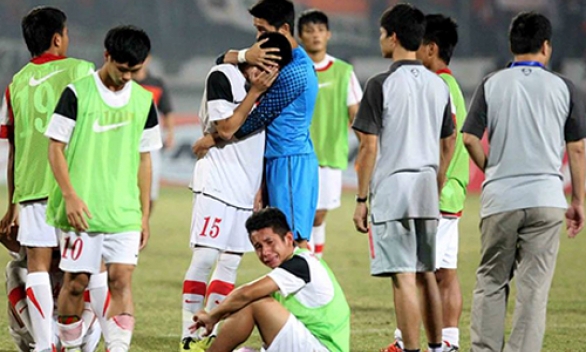 Thua U19 Indonesia sau loạt luân lưu, U19 Việt Nam về nhì
