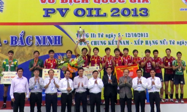 Giải Bóng chuyền vô địch Quốc gia PV Oil 2013: Đức Long Gia Lai lần đầu lên ngôi vô địch