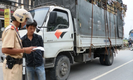 An toàn giao thông tiếp tục được giữ vững