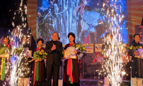 Chung kết Thi giọng hát hay dân ca Quan họ Bắc Ninh năm 2013