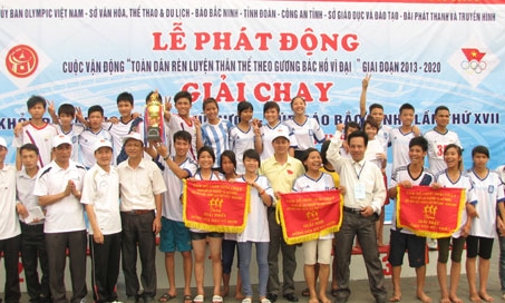 Sải bước tranh tài trên mỗi chặng đường đua