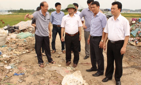 Lãnh đạo tỉnh kiểm tra khu xử lý rác thải Phù Lãng
