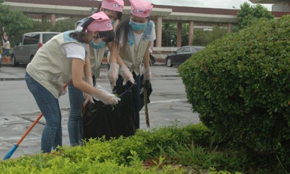 Ra quân chương trình “Xanh-sạch-đẹp” năm 2014