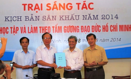Hồn đất, tình người Bắc Ninh thấm đẫm trong từng trang kịch bản