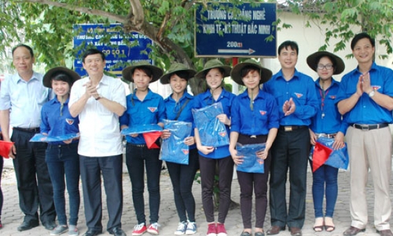 Ngày hội “Thanh niên với văn hóa giao thông” năm 2014