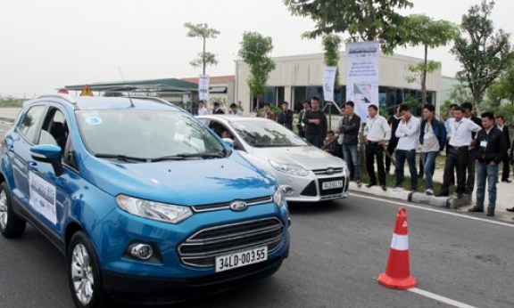 Hướng dẫn kỹ năng lái xe an toàn cho lái xe