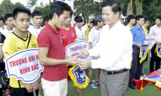 Khai mạc giải bóng đá sinh viên tỉnh Bắc Ninh lần thứ II năm 2014