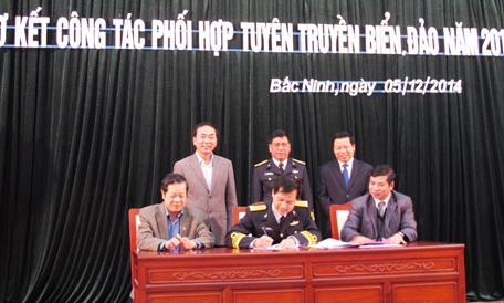 Sơ kết công tác phối hợp tuyên truyền biển, đảo năm 2014
