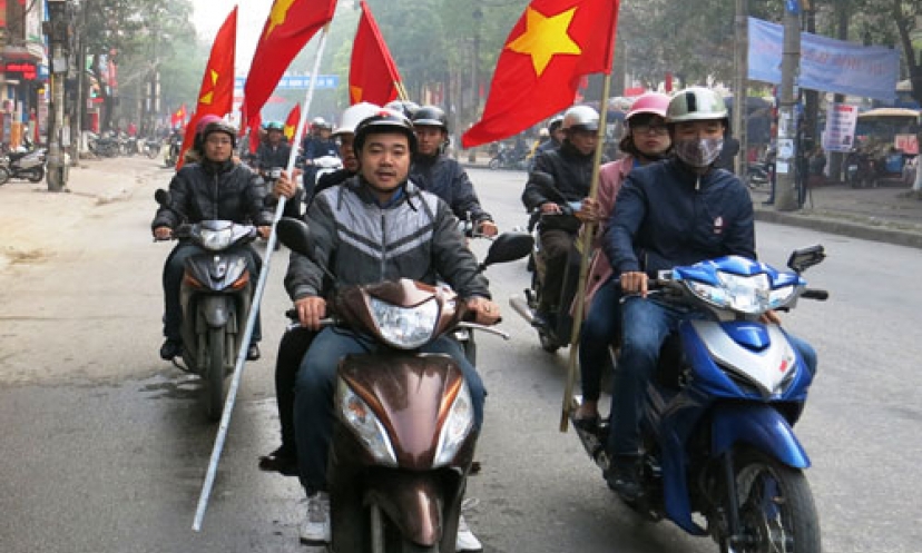 Ra quân hưởng ứng Năm ATGT 2015