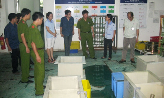 Xử phạt 241 tổ chức, cá nhân vi phạm pháp luật về bảo vệ môi trường