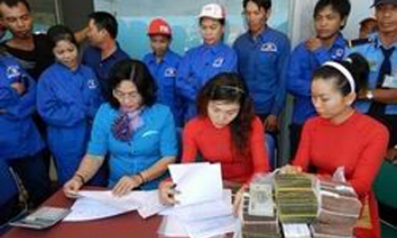 Trả lương chậm quá 15 ngày phải trả thêm tiền