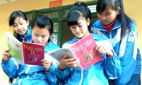 Đẩy mạnh sáng tác văn học nghệ thuật trong nhà trường