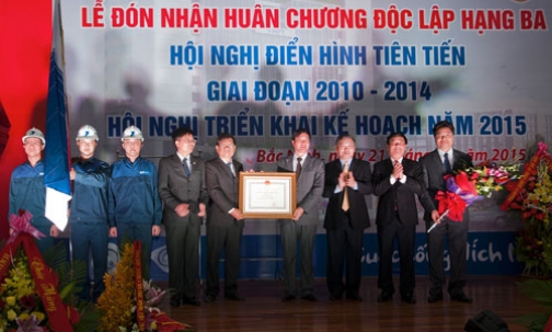 Viễn thông Bắc Ninh đón nhận Huân chương Độc lập hạng Ba