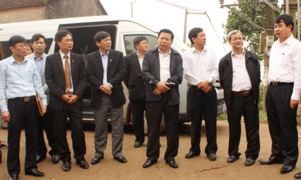 Bí thư Tỉnh ủy, Chủ tịch UBND tỉnh Nguyễn Nhân Chiến kiểm tra một số tuyến giao thông Nam sông Đuống