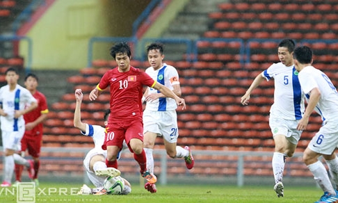 Olympic Việt Nam 7-0 Olympic Macau: Công Phượng lập hat-trick