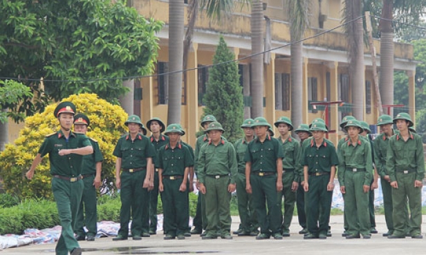Trung đoàn 833 vào mùa huấn luyện