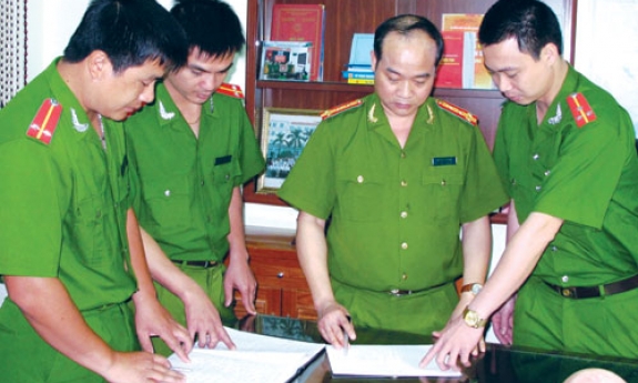 Tập trung đấu tranh mạnh với tội phạm băng, ổ nhóm