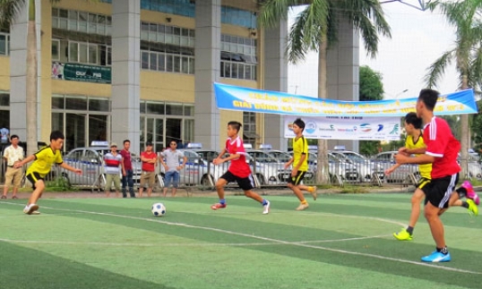 GIẢI BÓNG ĐÁ THIẾU NIÊN CUP BÁO BẮC NINH- NĂM 2015: Những tấm vé vào bán kết đã có chủ
