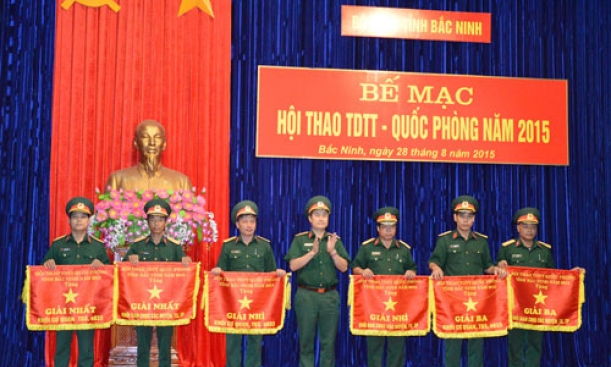 Bế mạc Hội thao TDTT quốc phòng lực lượng quân sự tỉnh